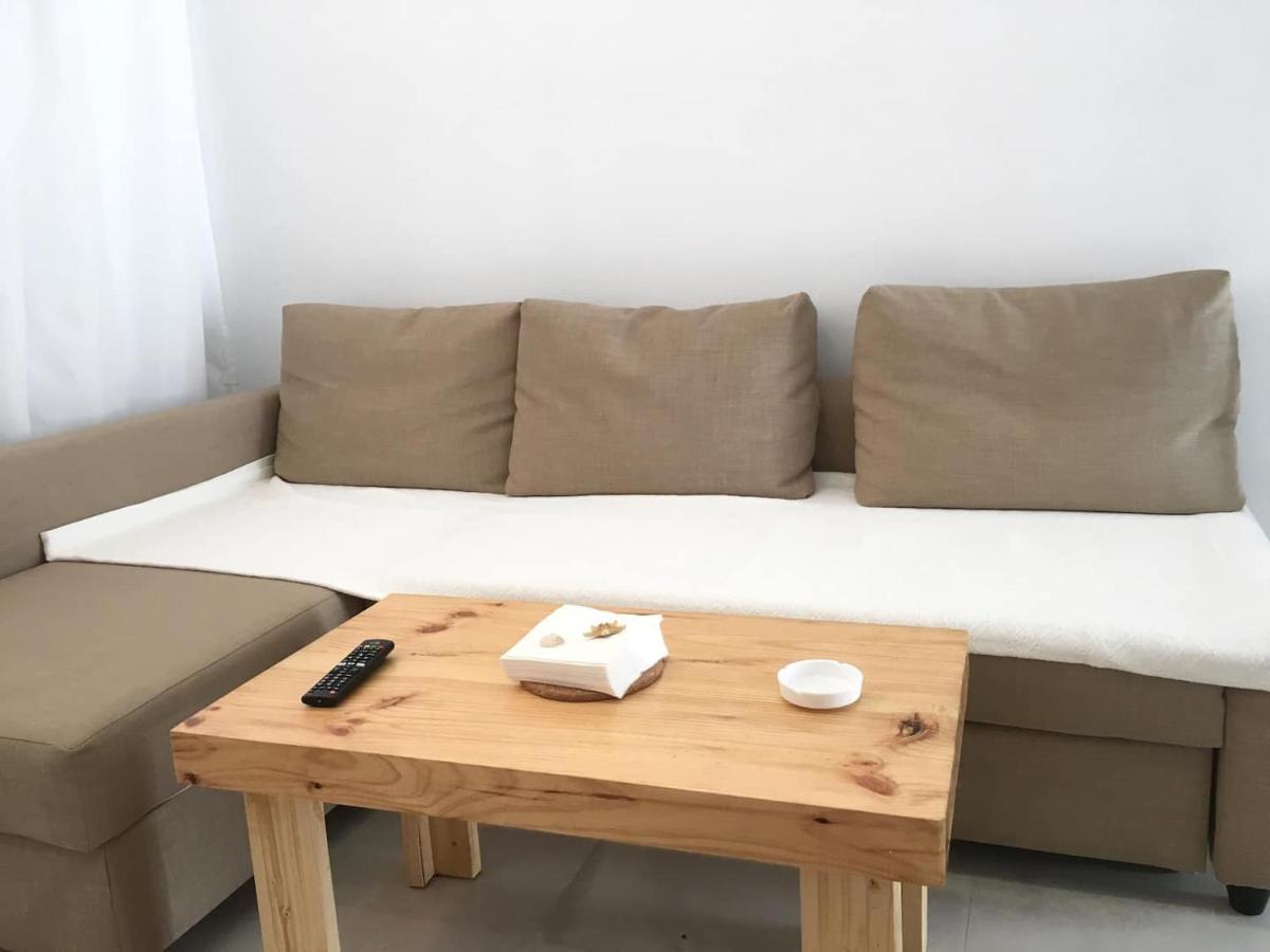 Casita Cerca De La Playa Decorada Con Amor Тарифа Екстериор снимка